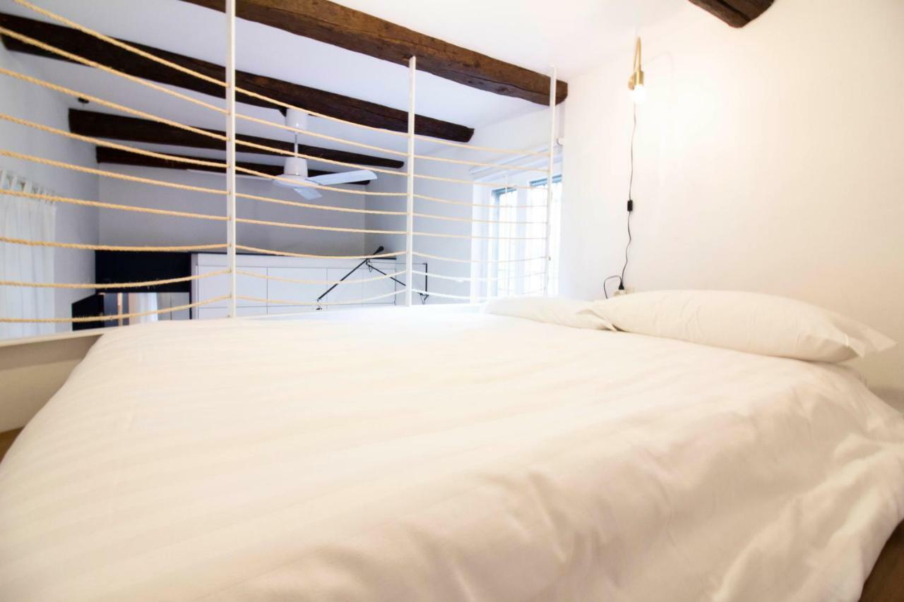 Sant'Andrea Cozy Apartment มิลาน ภายนอก รูปภาพ