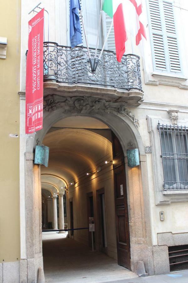 Sant'Andrea Cozy Apartment มิลาน ภายนอก รูปภาพ
